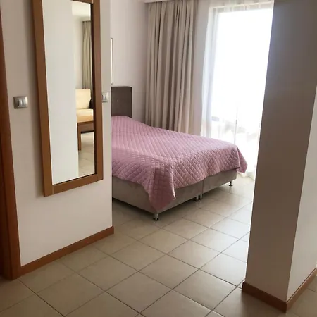 Apartment Penthouse In Emerald. Beach, & Spa